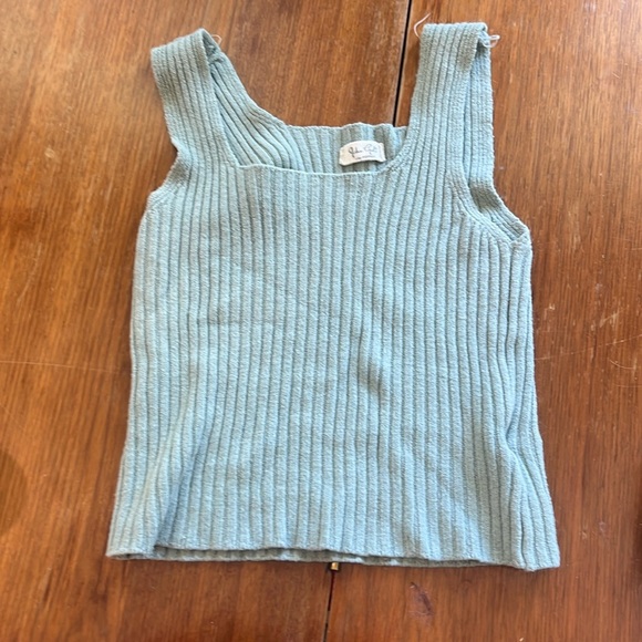 Blue tank one size fits all!! - Picture 1 of 3